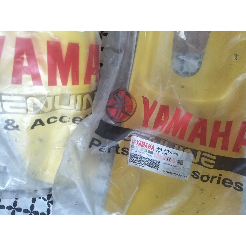 spakbor depan Yamaha yt 115 original