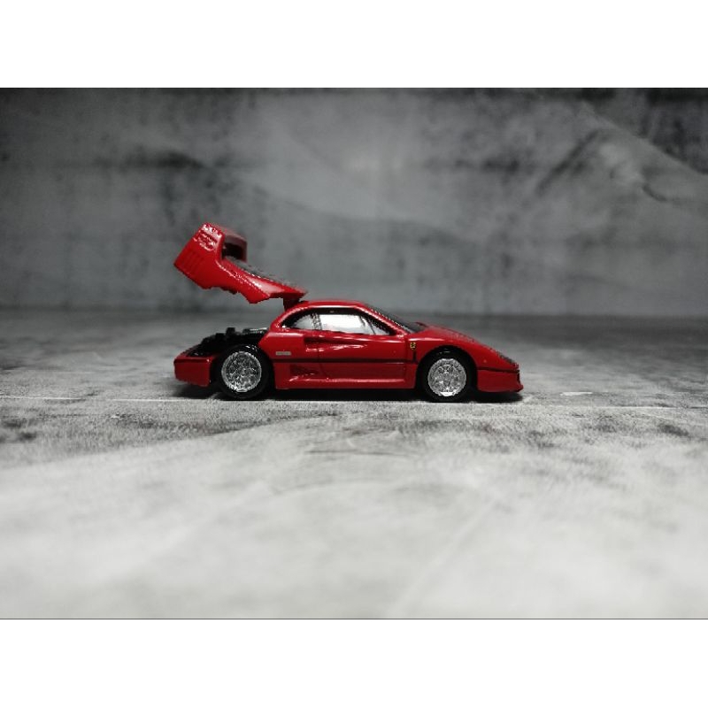 Tomica premium Ferrari F40