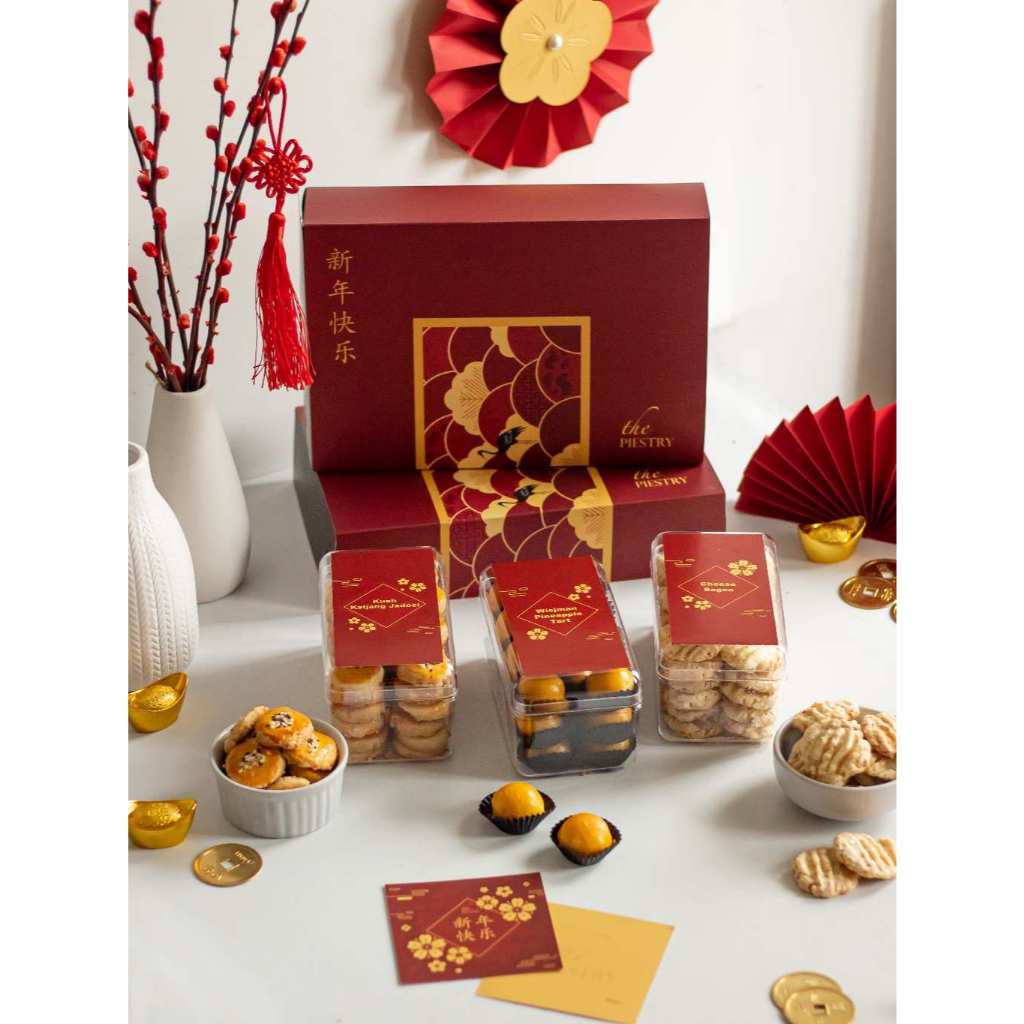 

Premium Cakery Chinese New Year Hampers Kue Kering Imlek / Kue Nastar WIsman / Kue Sagu Keju / Kue Kacang / Paket Kue Kering Imlek