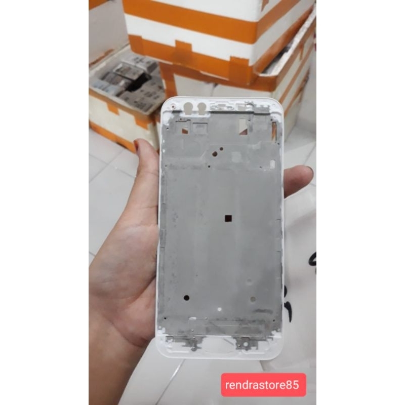 tatakan lcd Vivo v5 plus / middle frame Vivo v5 plus