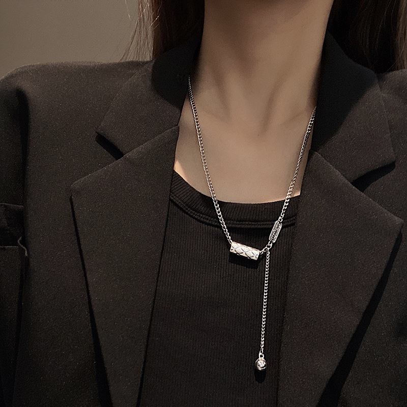 Kalung Titanium Rantai Pendek Gaya Hip Hop Silver Pria Wanita
