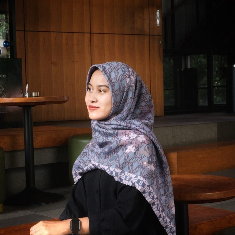 Nooré Zahila Scarf - Hijab Segiempat Motif Premium Voal Lasercut - Ukuran 130x130cm Jumbo