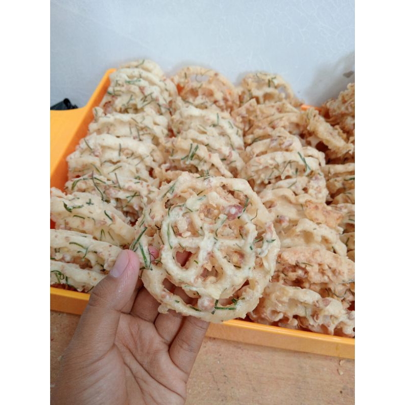 

peyek kacang"dari dapur ummi