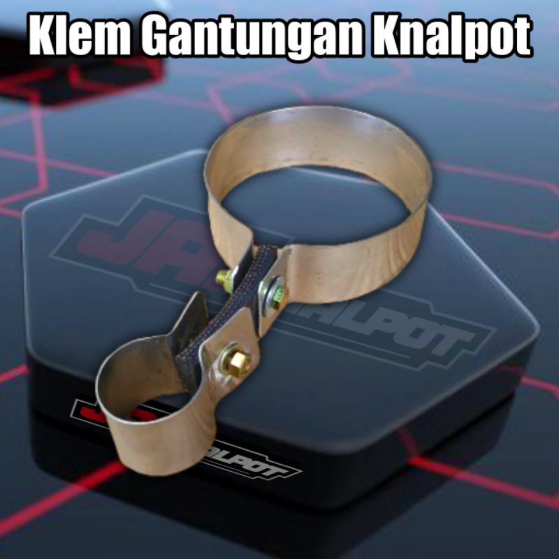Breket atau klem knalpot mobil pick up