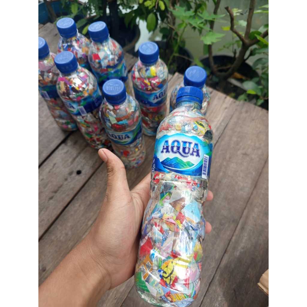 

ECOBRIG RAMAH LINGKUNGAN UKURAN 600ML BOTOL AQUA BERAT 200 GRAM