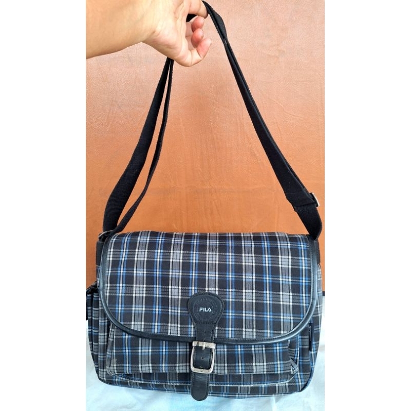 Tas Prelove Sling Pria Kanvas Fila Original