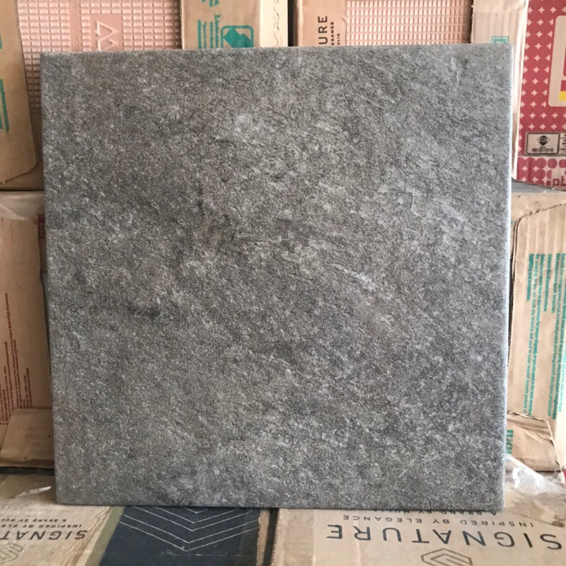 keramik lantai 30x30 (kasar)/keramik lantai kamar mandicream/keramik lantai abu kasar/keramik teras/