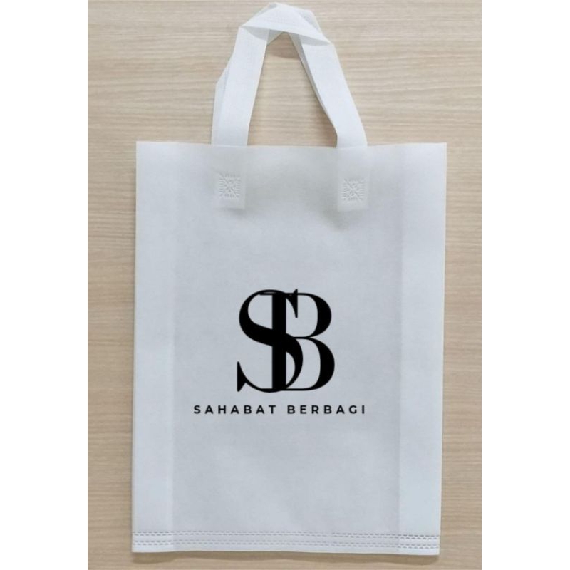 

Tas Spunbond 30x40 cm Goodie Bag Gratis Sablon