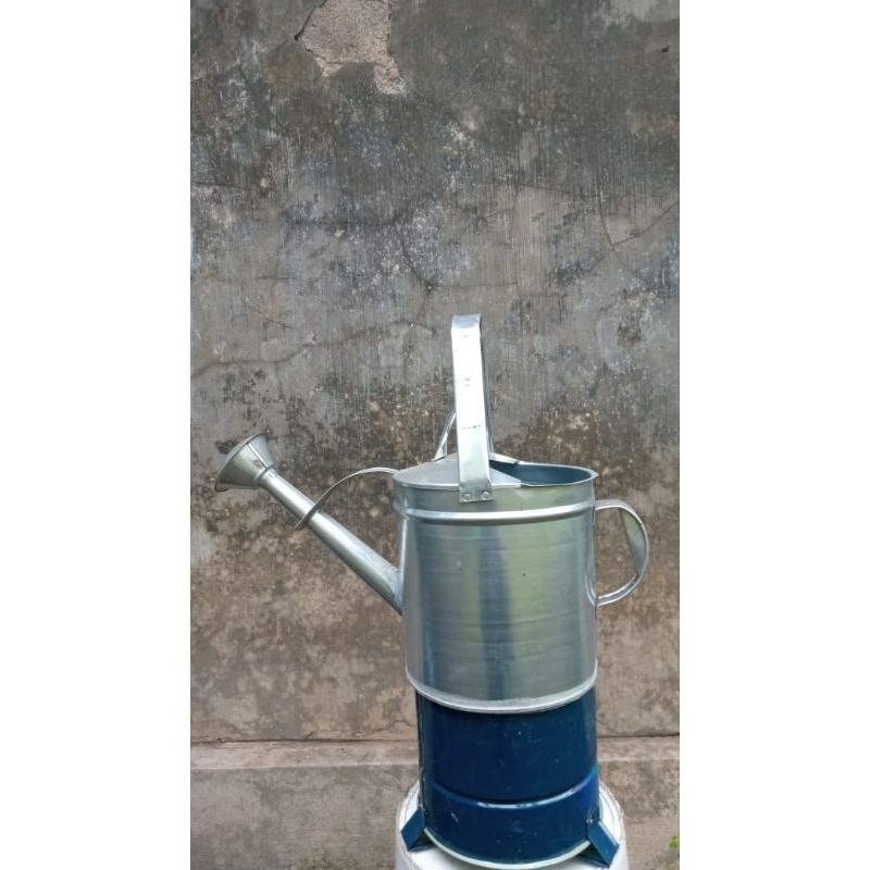 GEMBOR / PENYIRAM TANAMAN KAPASITAS 5 LITER / TEKO TANAMAN / GEMBOR AIR BAHAN SENG TEBAL