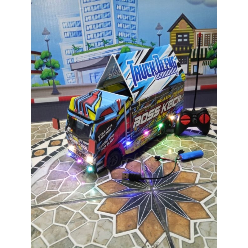 miniatur truk remote control / mainan remote control / miniatur truk oleng