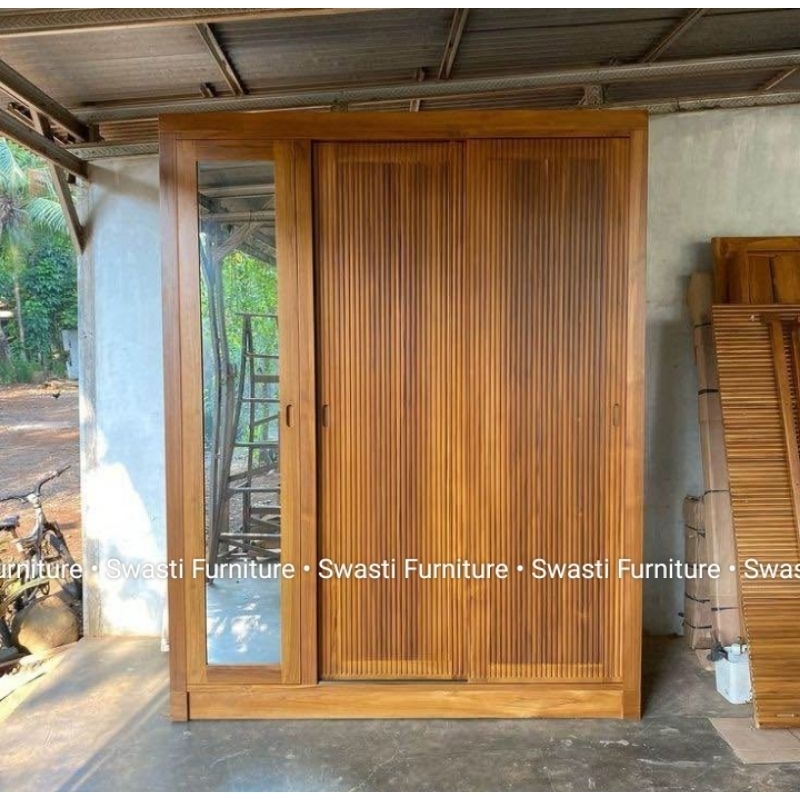 Swasti Furniture - Lemari Jati Salur / Lemari Pakaian 3 Pintu / Lemari Sleding Pintu 3 / Lemari Cerm