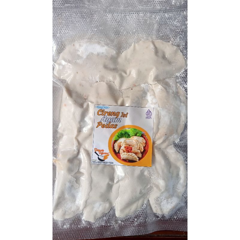 

cireng isi ayam pedas ukuran sedang isi 10 biji (froozen food)