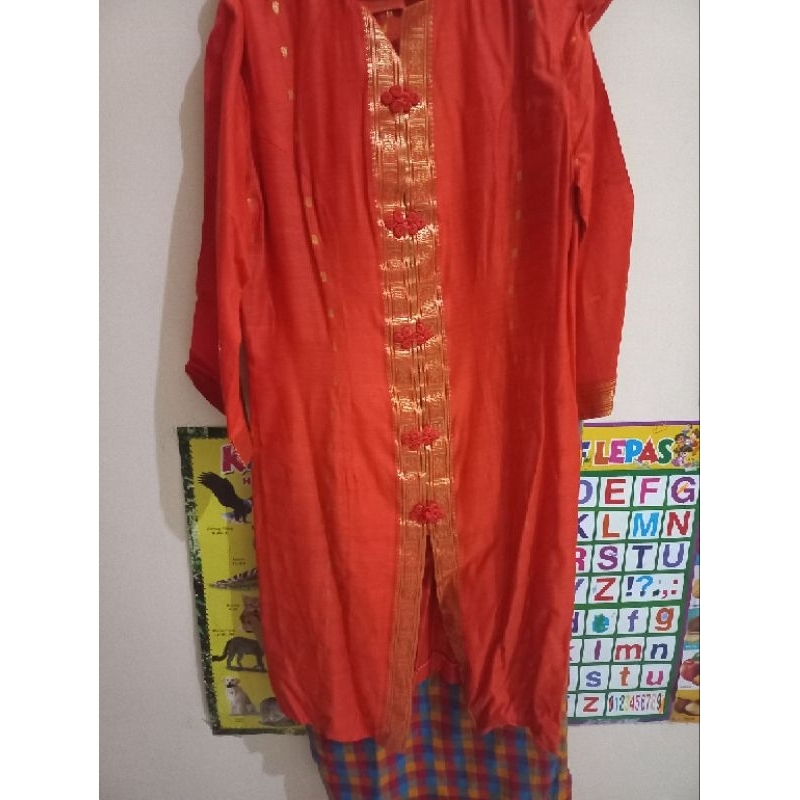 Preloved Baju Dan Rok Undangan Orange
