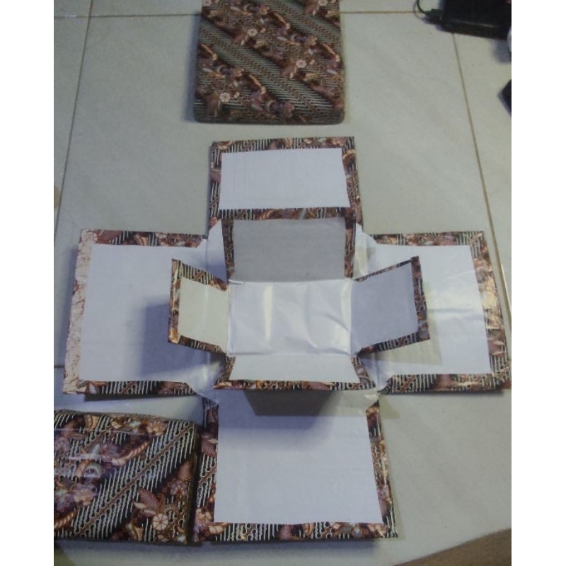 

Kotak Hadiah Kosong Tanpa Snack/Kotak Kado/ Boks Kado /Box Kado Tanpa Snack