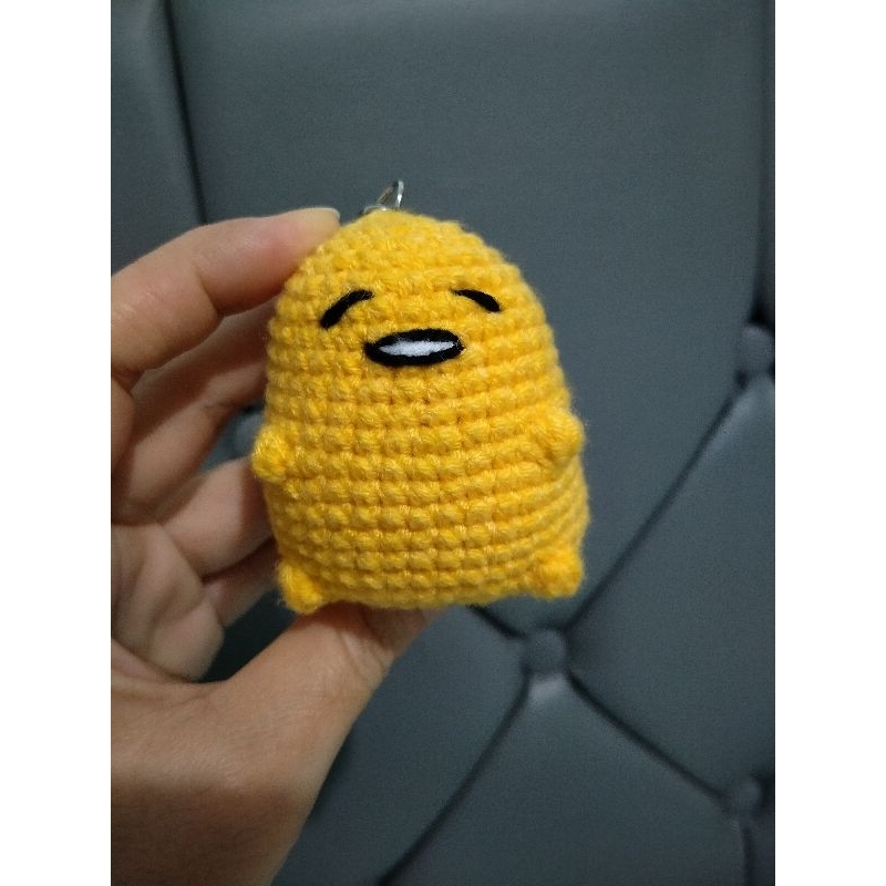 AMIGURUMI GUDETAMA KEYCHAIN GANTUNGAN KUNCI GUDETAMA CROCHET RAJUT HANDMADE SOUVENIR