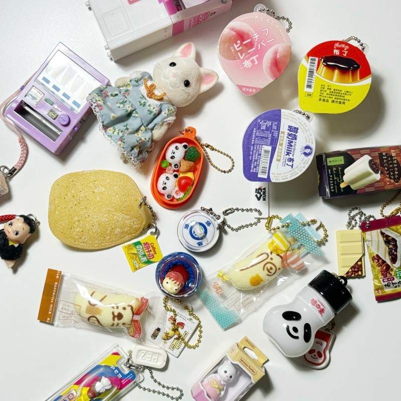 (updated 25/03) various trinkets japan gashapon food gotochi keychain gachapon japan aquarium gashap