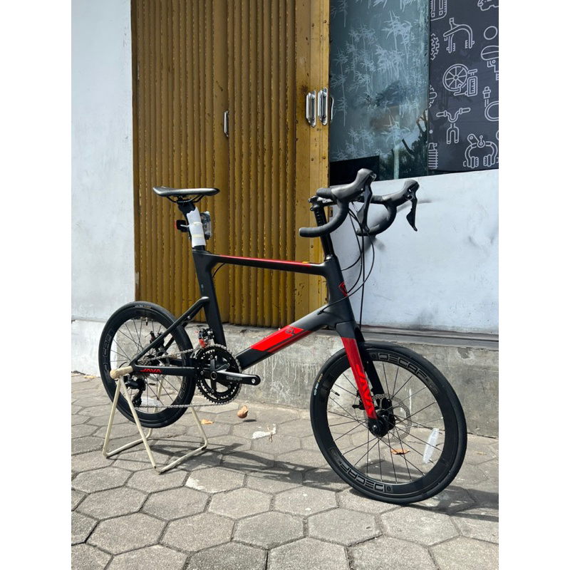 JAVA CL CARBON SEPEDA MINIVELO 20 PLUS 22 INCH MINI VELO JAVA CL BLACK RED SERI TERTINGGI 11 SPEED S