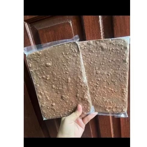 

COKLAT BLOK 350GRAM LEBURAN SILVERQUE*N