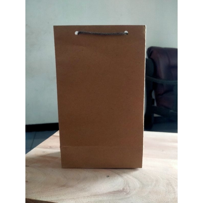 

paper bag ukuran 15x8x24 untuk wafer dan teh pucuk