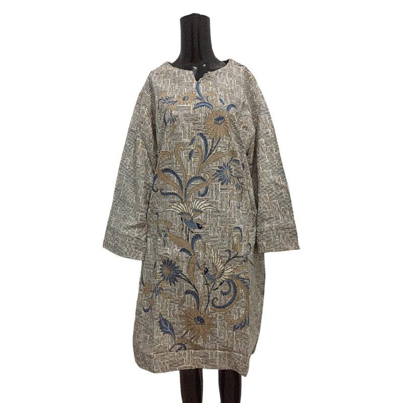 Tunik Batik Lengan Panjang Motif Garis-Garis