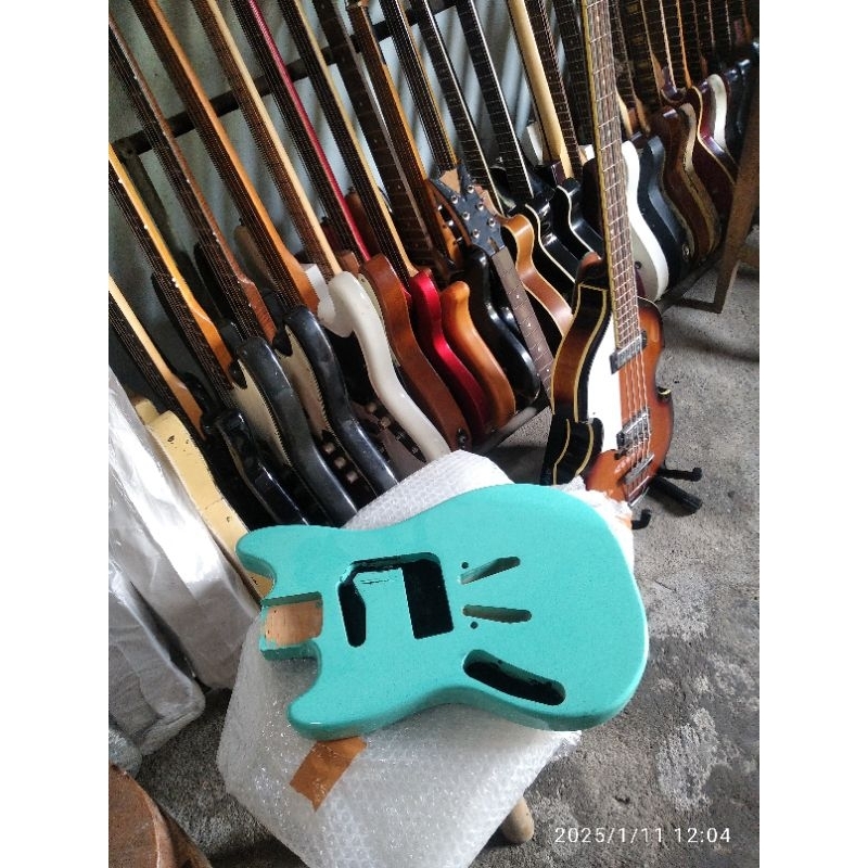 body gitar mustang / jaguar custom kidal