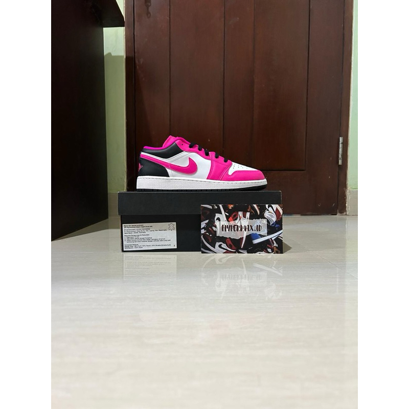 Nike air jordan 1 low women fierce pink