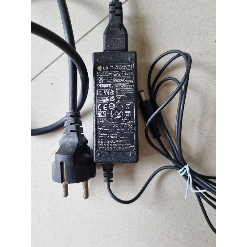 adaptor LG monitor Ori