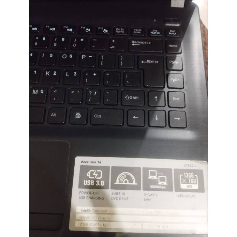 Laptop Acer one 14 Z1402