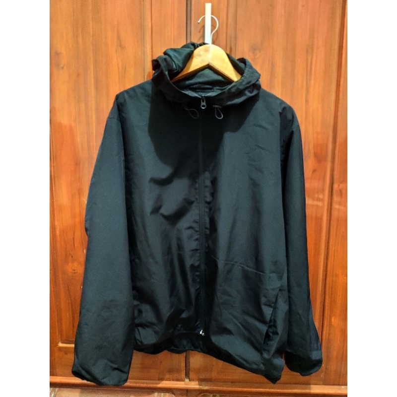 Jaket Global Uniqlo Hoodie XL Second