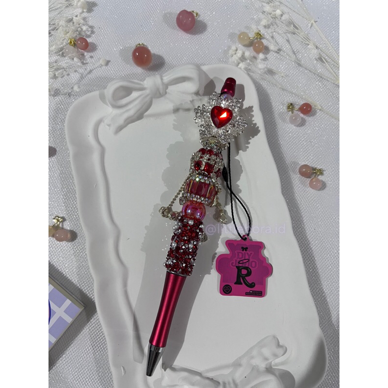 

DIY Pen Red with Heart Snowflake / Pen Cantik / Beaded Pen
