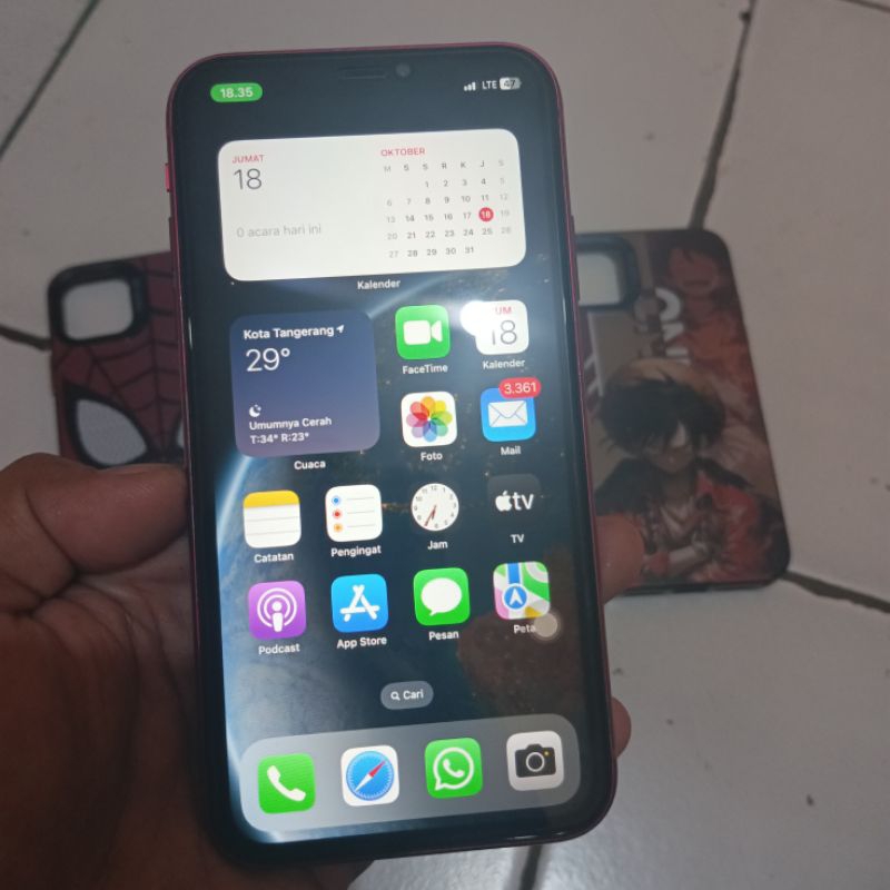 IPHONE 11 LIKE NEW ORIGINAL .