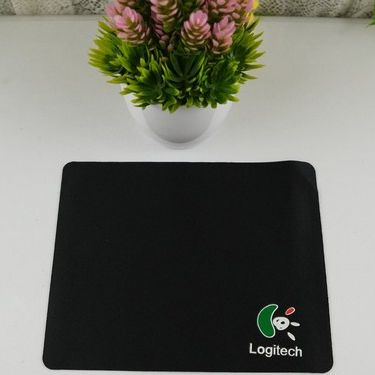 LOGITECH MOUSE PAD STANDARD - LOGITECH  MOUSEPAD HITAM LOGO LOGITECH