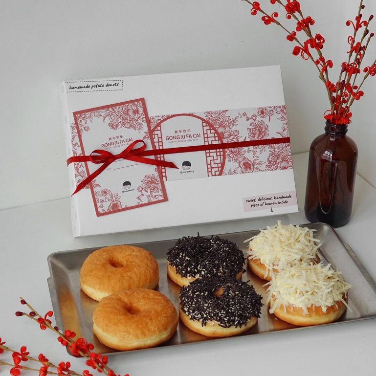 

Chinese New Year Hampers / Hampers Imlek