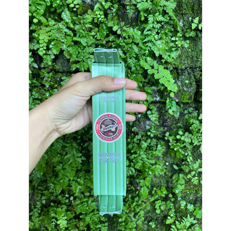 

Getuk Pisang Vacum Asli Kediri Berat 170 Gram