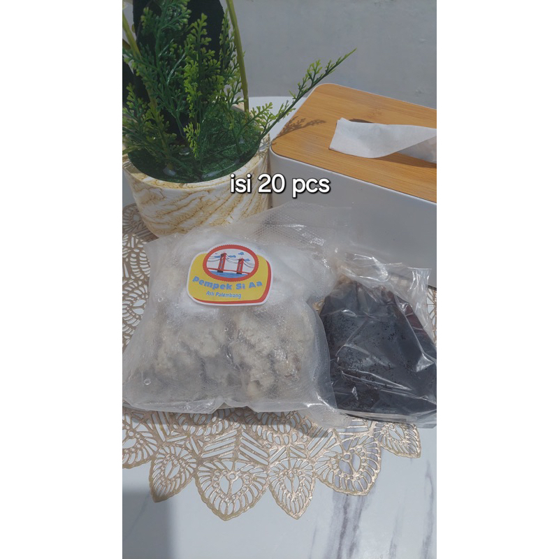 

Pempek si Aa (asli Palembang) isi 20