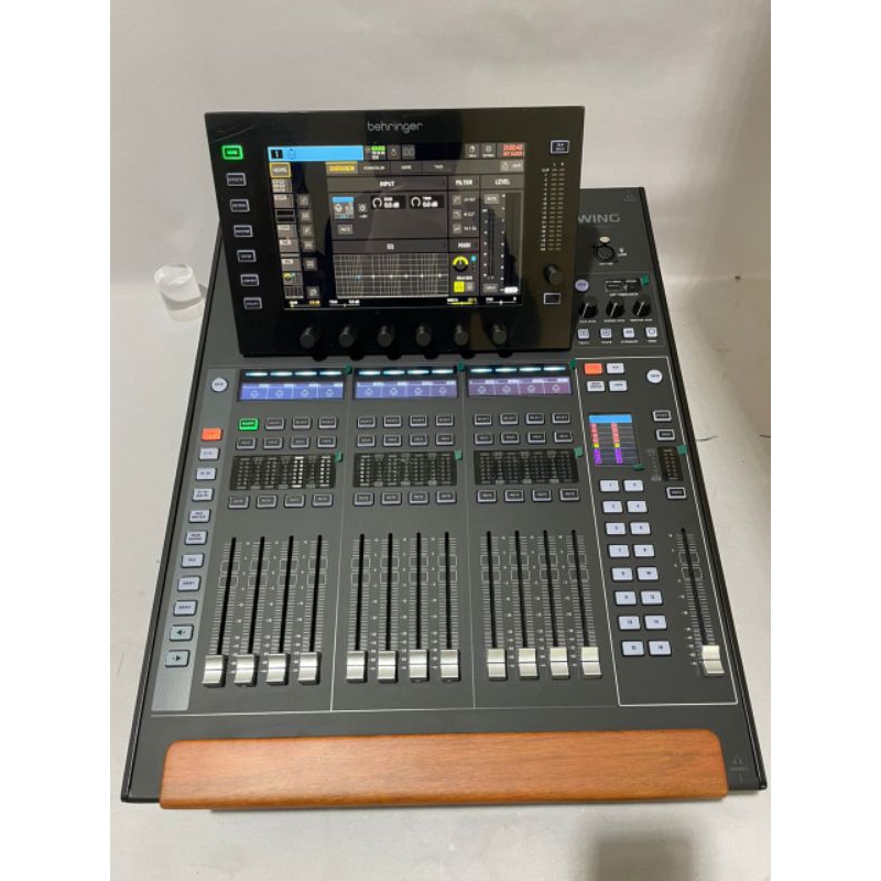 Mixer digital behringer Wing COMPAC