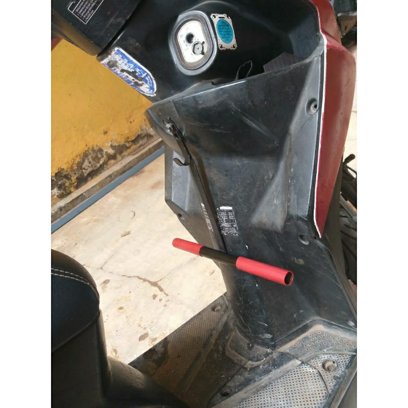 pijakan kaki anak motor