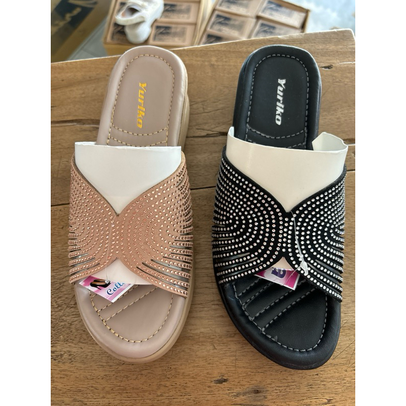 sandal yuriko sofia wedges 216 terbaru