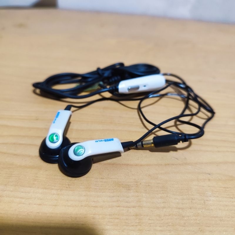 earphone sony ericsson hpm64 (grade AAA)