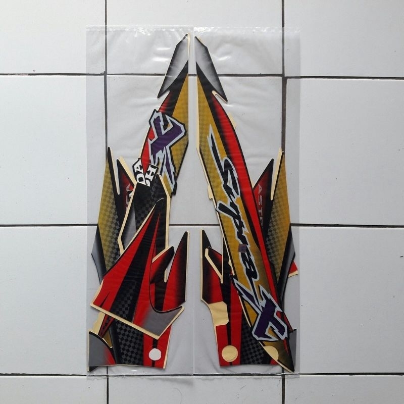 Striping sticker bodi full honda supra x lama supra lama full bodi