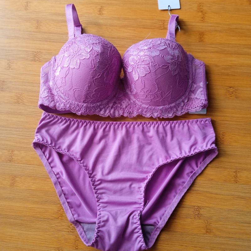 Bra Set Pierre Cardin 630 Kawat Busa Tipis Cup 1/2 Size 34B