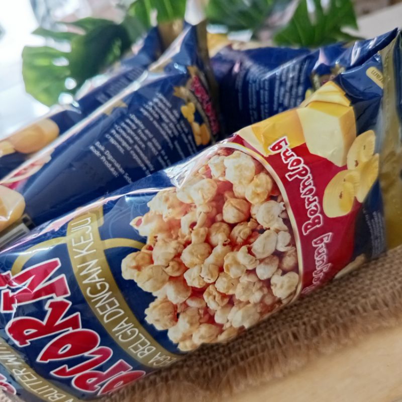 

Oishi Popcorn Mentega Belgia dengan keju renceng 5 pcs x 20 gr