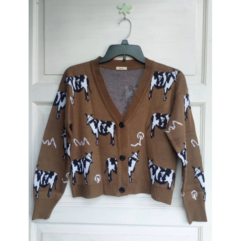 cardi crop motif sapi
