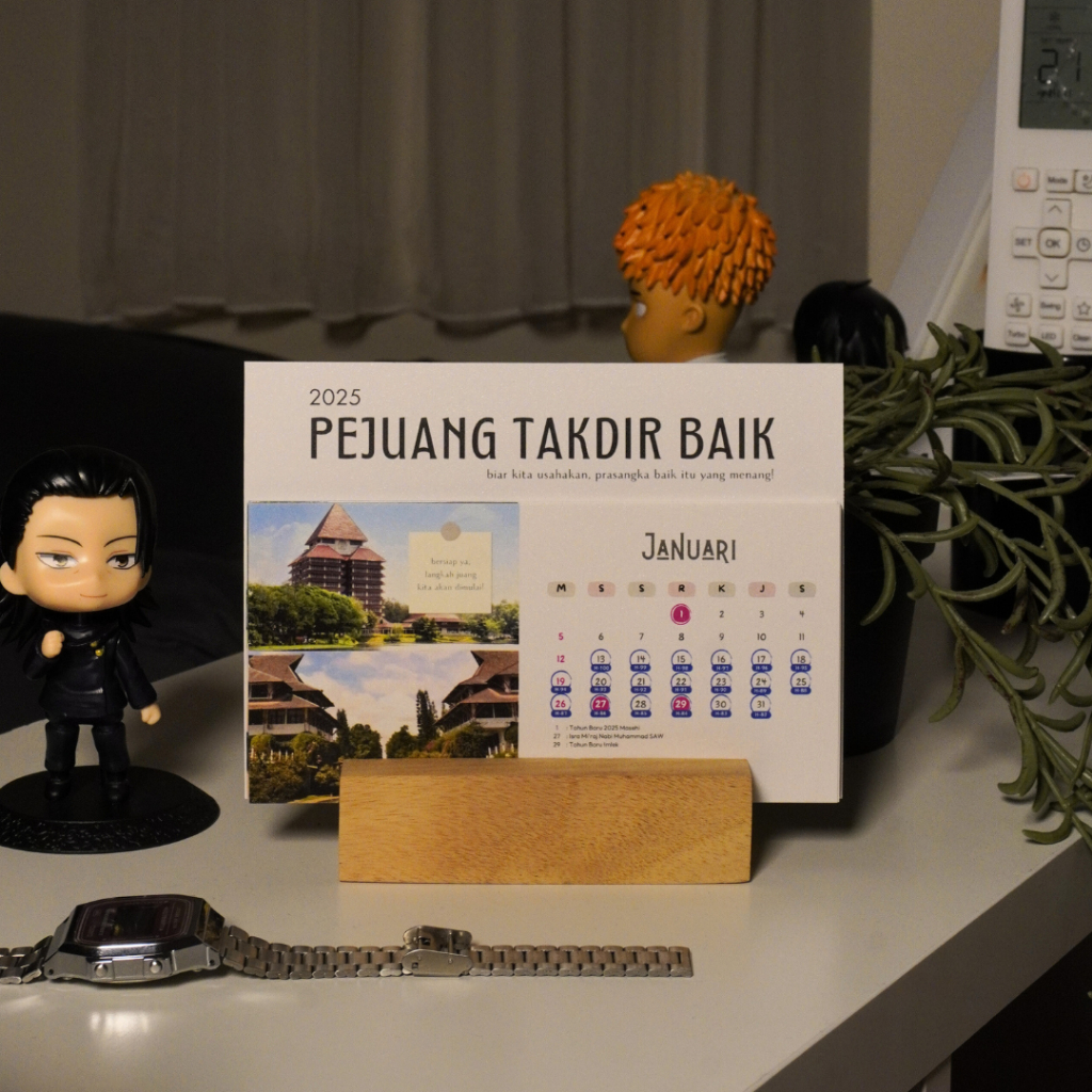 

Kalender Pejuang PTN Countdown UTBK 2025 Cover Gambar Perguruan Tinggi Negeri dan Kalimat Motivasi