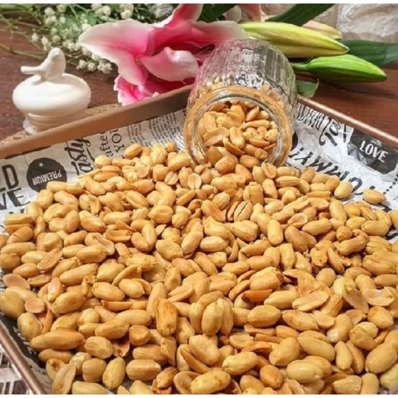 

KACANG BAWANG SUPER 1KG CEMILAN KILOAN