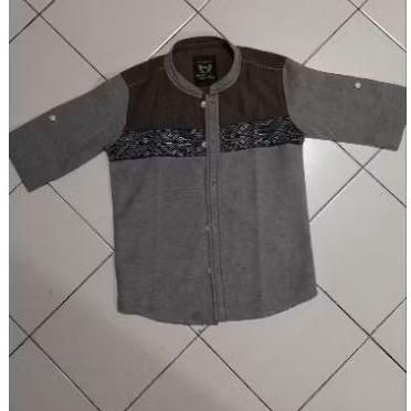 Preloved Kemeja Anak By Design dan Kemeja Batik Anak
