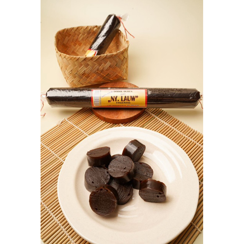 

Dodol Putri Ny. Lauw varian rasa ( Original, Durian, Wijen) HALAL Uk 200Gr