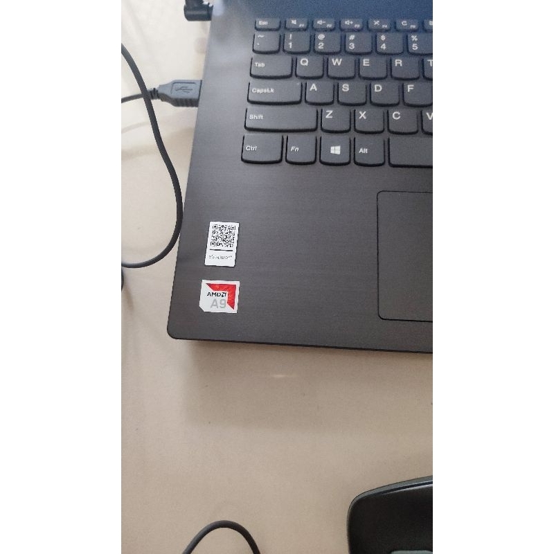 laptop LENOVO ideapad 330 AMD