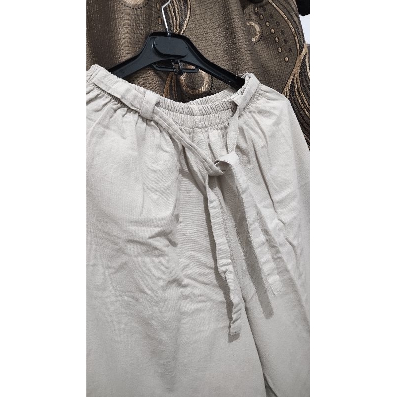 [PRELOVED] Kulot Linen Ivory