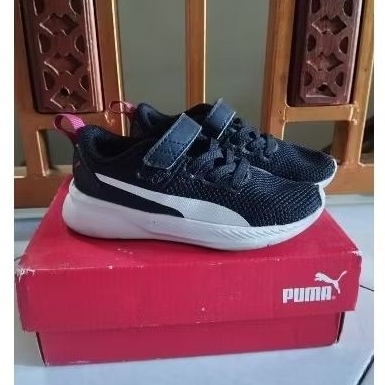 PRELOVED SEPATU ANAK - PUMA KIDS SHOES & NEW BALANCE